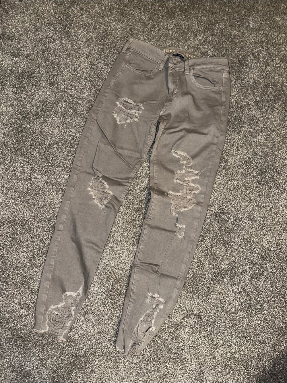 AMERICAN EAGLE Women’s Distressed Gray Skinny Jeans - Casual Stretch